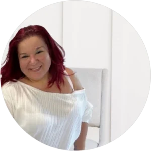 Picture of Carmén F. 51 años <br>(Directora de carga aérea)